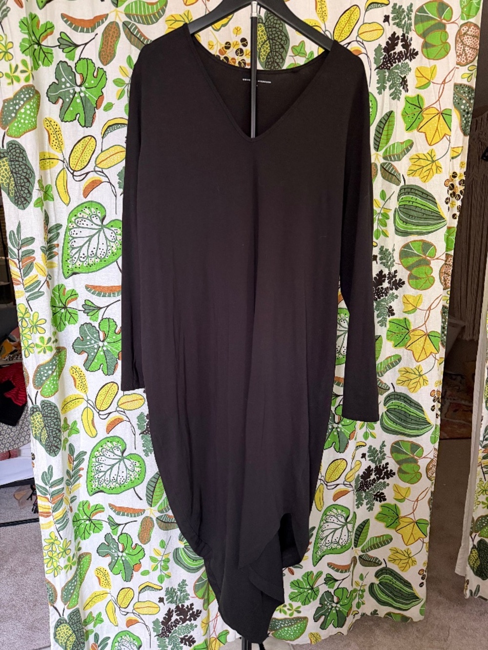 Universal Standard Black Long Sleeve Asymmetrical Midi Dress M